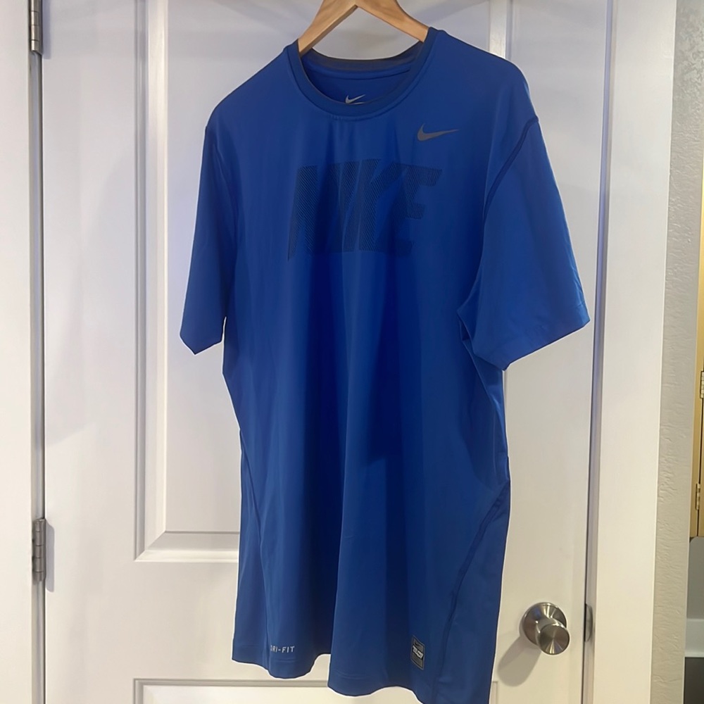 Nike Pro Combat Dri fit short sleeve shirt Size XL